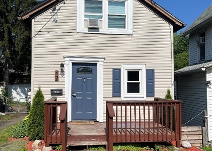 17 Saint Cyril Ave - Photo 1