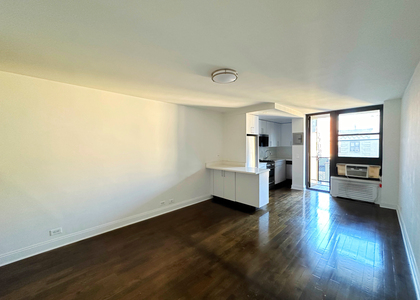 165 East 35th Street - Photo 1