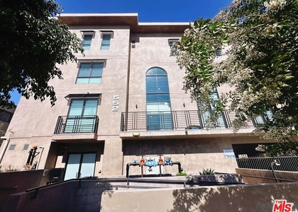 552 N Hobart Boulevard - Photo 1