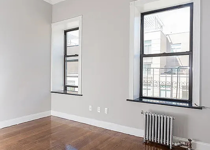 East 100th Street - Photo 1