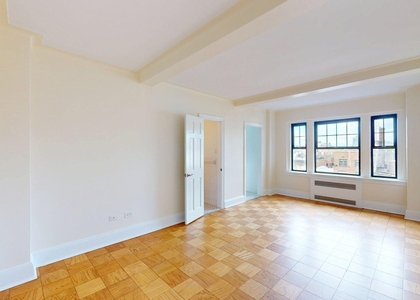 95 Christopher Street - Photo 1