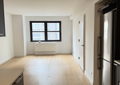 East 39th Street - Photo 1