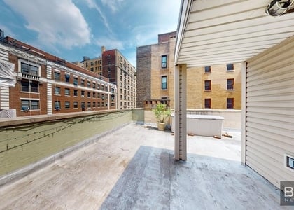 West 104th Street and West End - Photo 1