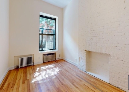 East 83rd Street - Photo 1