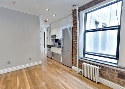 East 13th Street - Photo 1