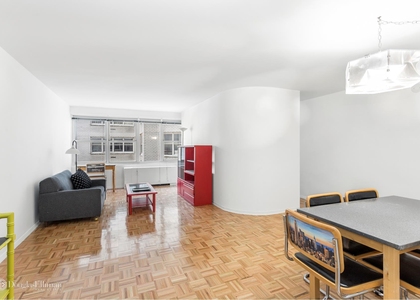 155 W 68th St - Photo 1