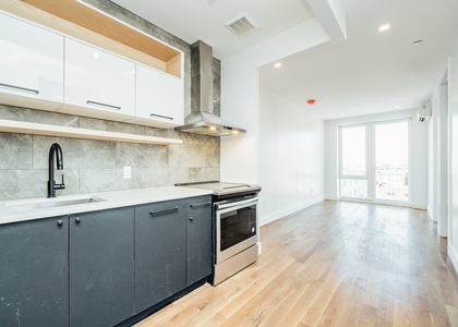 916 Bergen Street - Photo 1