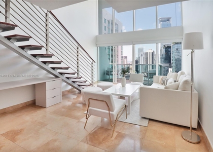 41 Se 5th St - Photo 1