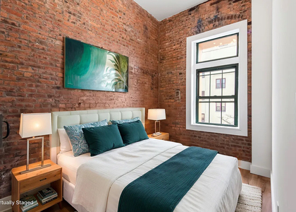 16 Howard Avenue - Photo 1