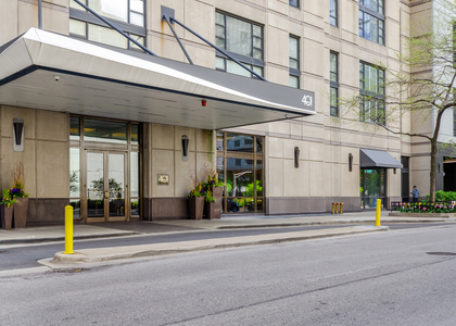 401 E Ontario Street - Photo 1