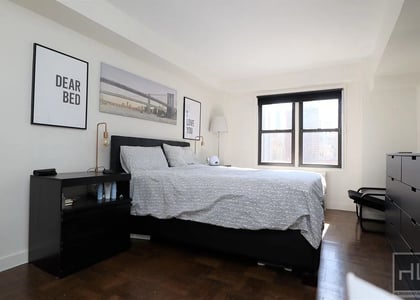 East 63 Street - Photo 1