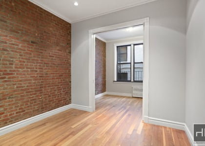 East 25 Street - Photo 1