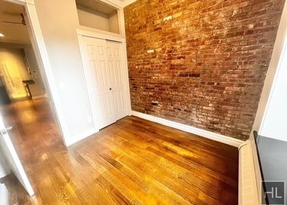 East 28 Street - Photo 1