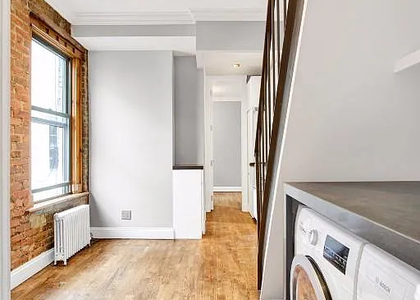 East 13 Street - Photo 1