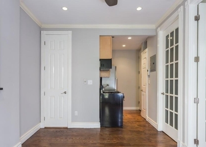 East 35 Street - Photo 1