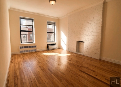 East 83 Street - Photo 1