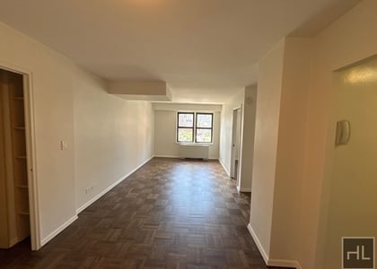 East 63 Street - Photo 1
