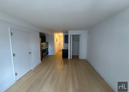 E 39th St - Photo 1