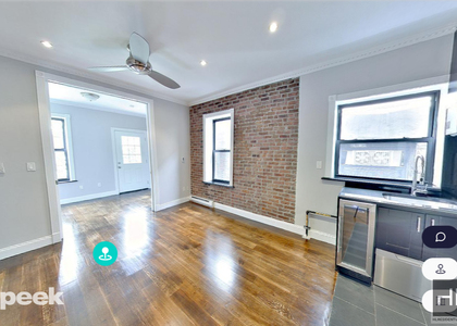 West 52 Street - Photo 1