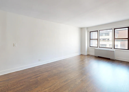 East 63 Street - Photo 1