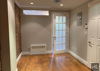 West 103 Street - Photo 1