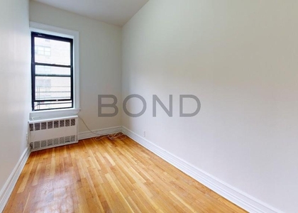338 East 70th Street - Photo 1