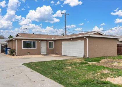 716 N Orange Street - Photo 1