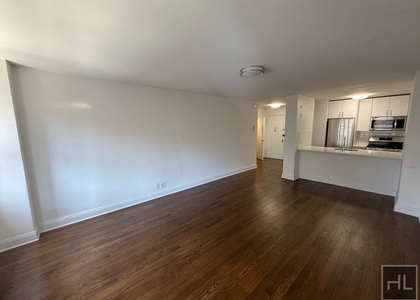 East 89 Street - Photo 1