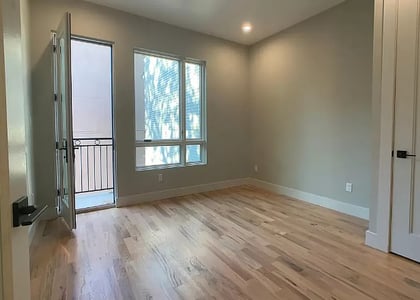 149 Stanhope Street #3 - Photo 1