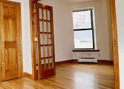 814 10th Avenue - Photo 1
