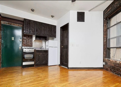 520 East 14th Street - Photo 1