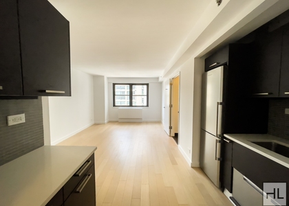 E 39th St - Photo 1