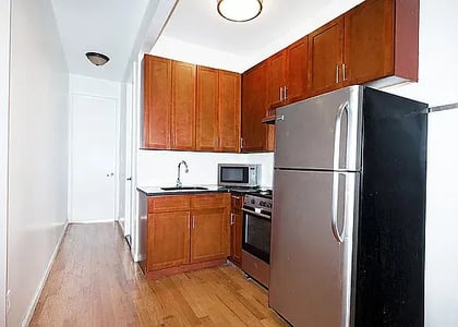 279 Linden Street Unit #3R Bro - Photo 1