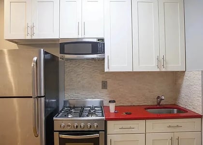 347 Linden Street #4B Brooklyn - Photo 1