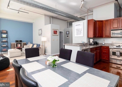 113 N Bread Street - Photo 1