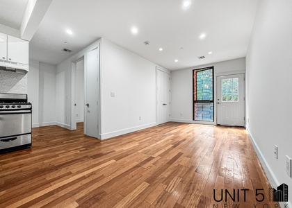 296 Throop Avenue - Photo 1