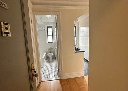 Christopher Street - Photo 1