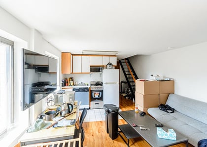29 7th Avenue South - Photo 1
