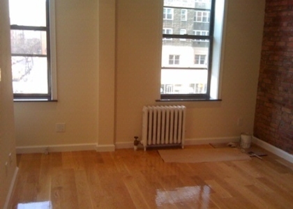 West 52nd Street - Photo 1