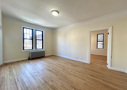 West 10th Street - Photo 1