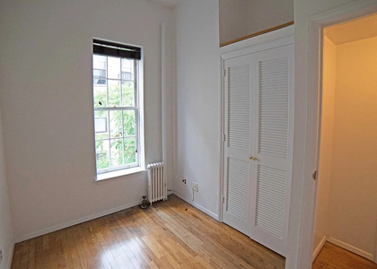 East 92nd Street - Photo 1