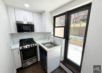 East 56 Street - Photo 1