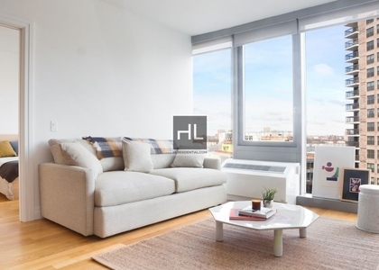 West 54th Street - Photo 1
