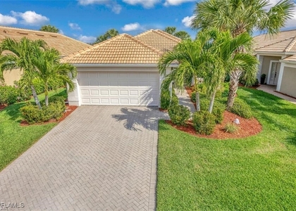 10025 Oakhurst Way - Photo 1