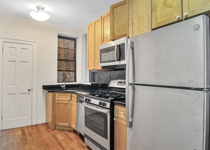 West 45th Street - Photo 1
