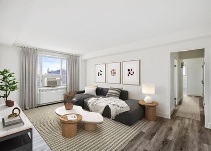 East 18th Street - Photo 1