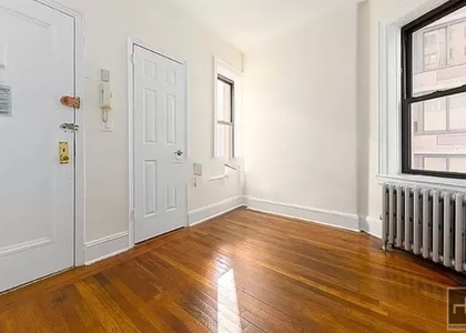 East 38 Street - Photo 1
