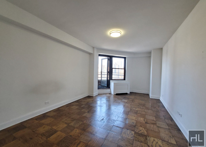 East 82nd Street - Photo 1
