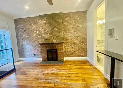 Hudson St - Photo 1
