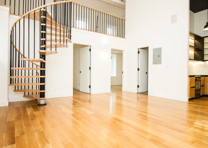 783 Knickerbocker Avenue - Photo 1